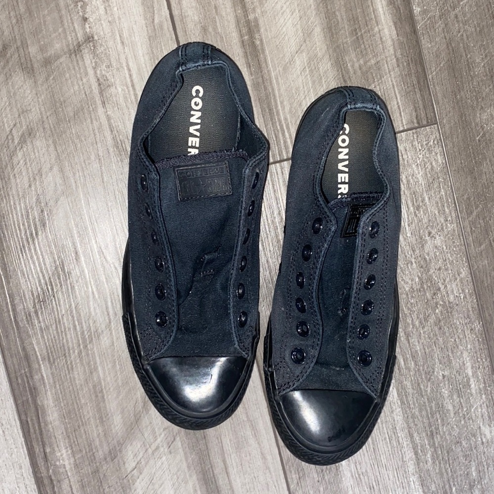 Black converse (unisex)